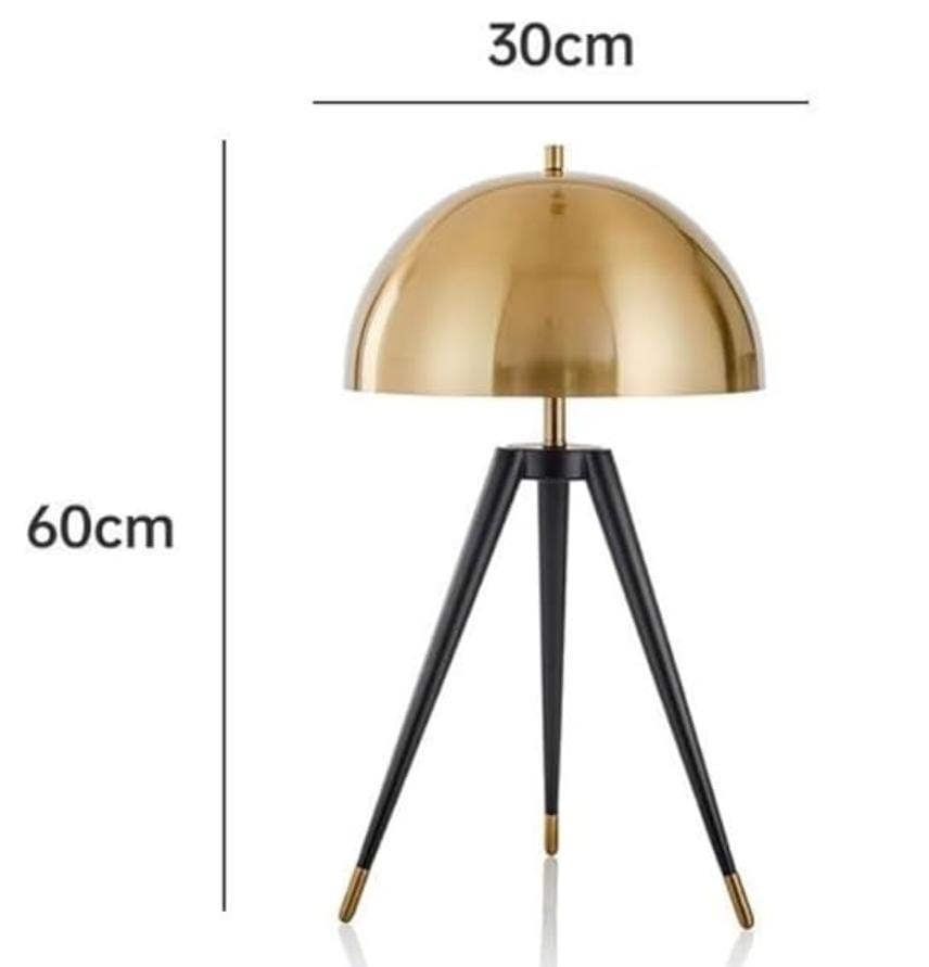 Lampada da Tavolo a Treppiede con Paralume Dorato in Metallo, Attacco E27, Ф30x62cm